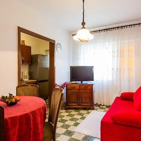 Duje Apartment Sumpetar