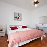 Duje *