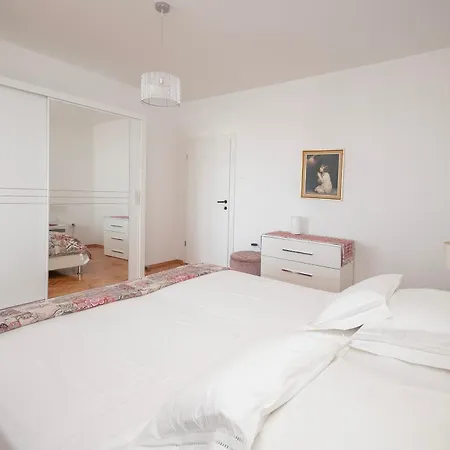 Apartamento Duje *