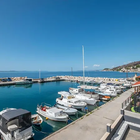 Apartman Duje *